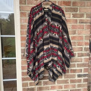 Fabulous Fleece multicolor Poncho Throw Jacket Like New OS